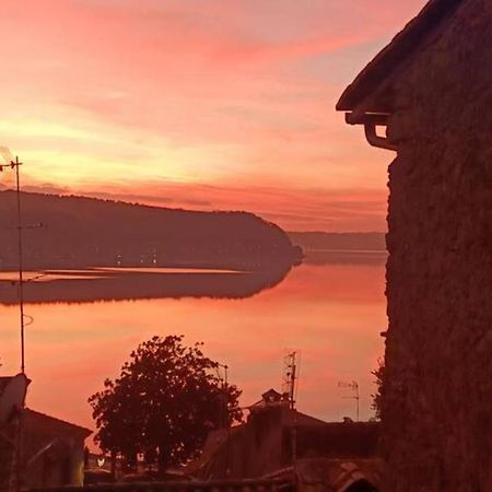 La Torretta Del Lago Villa Anguillara Sabazia Exteriör bild